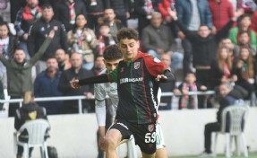 Karşıyakalı Adem'e milli müjde