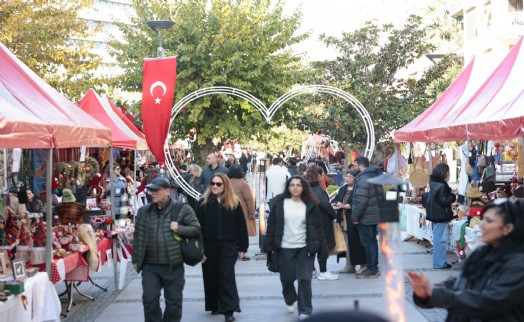 Konak’ta Yeni Yıl El Emeği Kermesi başladı