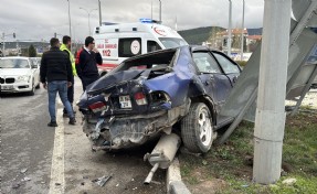 Kütahya'da zincirleme trafik kazası'nda 1'i çocuk 4 kişi yaralandı