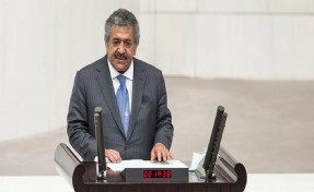 MHP'li Feti Yıldız'dan resmi dil ve laiklik açıklaması