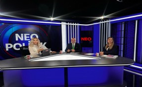 MHP’li Akar’dan Büyükşehir yönetimine sert eleştiri: İzmir’i emanet ettiniz, yönetemiyorsunuz