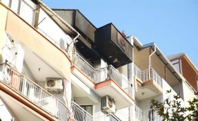 Manisa'da evde yangın; 3 kişi dumandan etkilendi, 6 kedi öldü