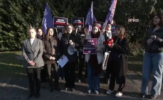 Meclis’teki istismar skandalına tepkiler büyüyor: Kadın örgütlerinden ‘Hesap verin’ çığlığı!