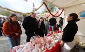 Menderes’te coşkulu yılbaşı pazarı