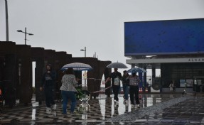 Meteoroloji'den İzmir'e sağanak uyarısı