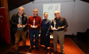 9. İzmir Mizah Festivali panellerle devam etti