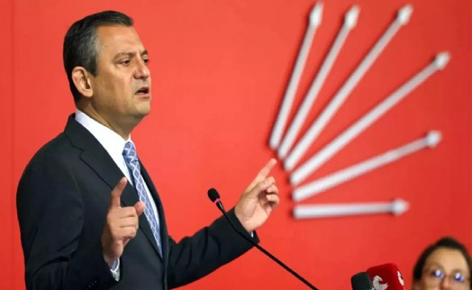 Özgür Özel'den tutuklamalara tepki: Gençlik boyun eğmez!