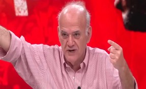 Polisler gelmeden Ahmet Çakar'ın telefonu kırılmış! Sır dolu olayı bizzat anlattı