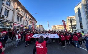 Sendikadan Tugay’ın açıklamalarına yanıt: Sokağa inince DİSK’in çöp toplayınca sizin işçiniz oluyor!