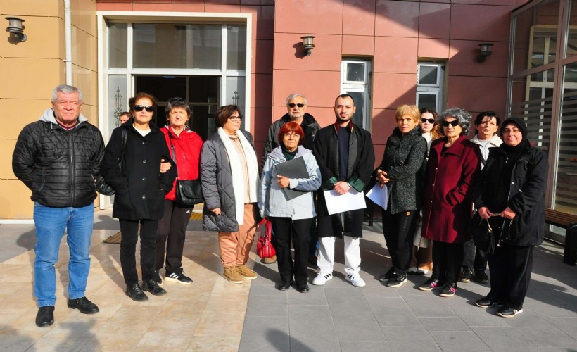 Sokak köpeklerini topladıkları ileri sürülen 4 muhtar hakkında suç duyurusu