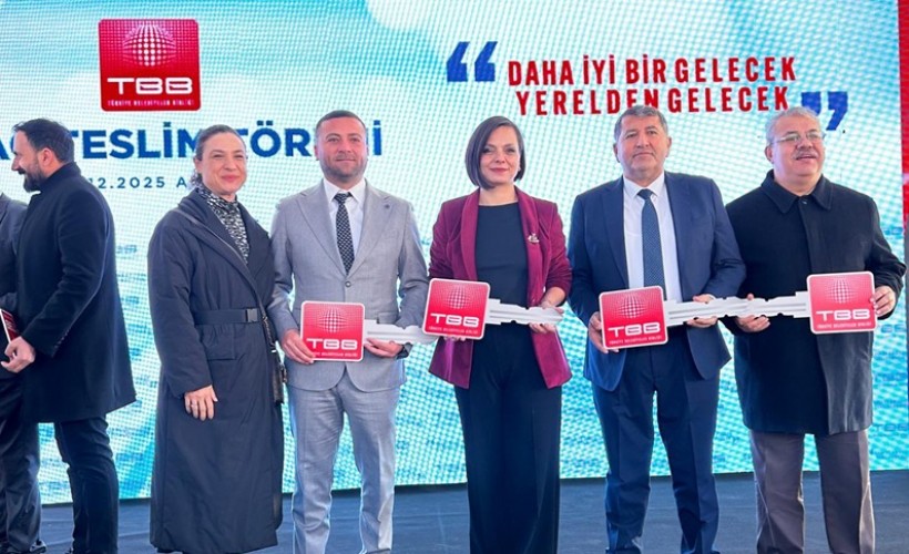 TBB’den Seferihisar Belediyesi’ne çöp kamyonu desteği