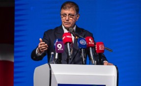 Tugay'dan 3 milyarlık yatırım temeli: İzmir halkı vekillerini şov peşinde görmek istemiyor