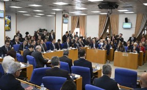 Üst düzey bürokratlara seyyanen zam 'şimdilik' iptal edildi