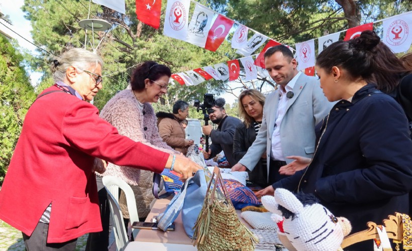 Bornova’da 14 Şubat’a özel 'Hediyelik Eşya Günleri' başladı