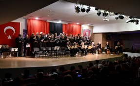Çiğli’de Rebetiko Korosu rüzgarı esti