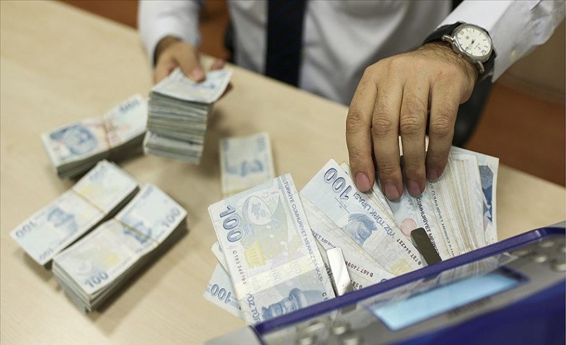 Emekli bayram ikramiyesi ne kadar olacak? Masadaki rakamlar belli oldu