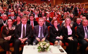 İzmir'de 4'üncü Kadın ve İktisat Kongresi gerçekleştirildi