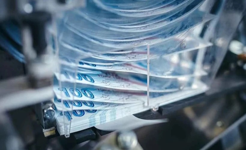 Yeni banknotlar piyasaya sürüldü: İmzalar değişti
