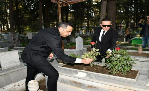 18 Mart'ta kahramanlar unutulmadı: Çiğli'de anma töreni