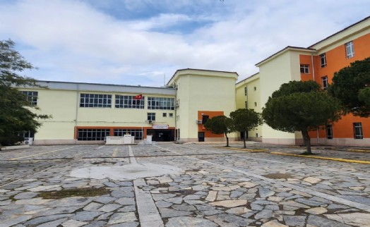 75. Yıl Meslek Lisesi’nin sorunları bitmek bilmiyor: Öğretmenlerden 20 bin TL istendi!