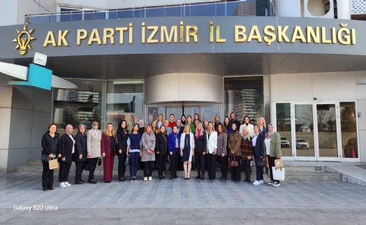 AK Parti İzmir Kadın Kolları'ndan 'Kadınlar Günü' mesajı