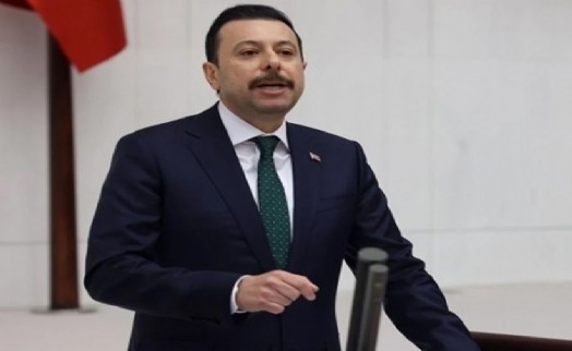 AK Partili Kaya'dan Başkan Tugay'a zehir zemberek sözler: Partin bile seni ciddiye almıyor