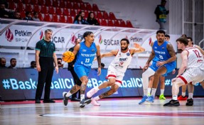 Aliağa Petkimspor evinde İspanyol rakibini mağlup etti