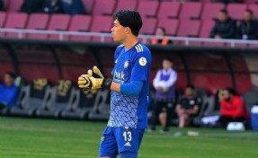 Altay'ın kalesi gole açık