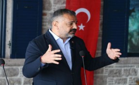 Aslanoğlu o iddialara yanıt verdi: Dedikoduyu nasıl ciddiye alalım?