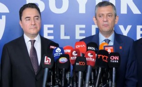 Babacan'dan Özel'e dayanışma ziyareti, Erdoğan'a çağrı: Gençleri provoke edici...