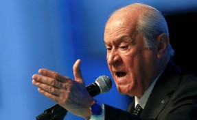 Bahçeli CHP'yi hedef aldı, DEM Parti'ye çağrı yaptı