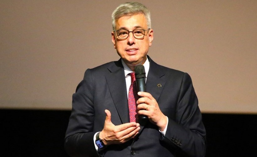 Bakan Memişoğlu'ndan 'Çok hasta bakıyoruz' diyen müdüre sert yanıt
