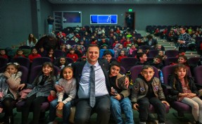 Başkan Eşki’den miniklere müjde: Bornova'ya yazlık sinema geliyor
