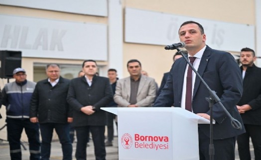 Başkan Ömer Eşki işçilerle bayramlaştı: 'Yarınlar için karanlığa karşı daha çok çalışacağız'