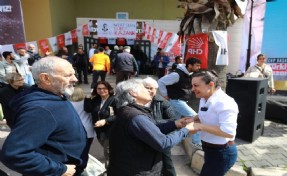 Başkan Sengel davet etti, Efes Selçuk sandığa koştu