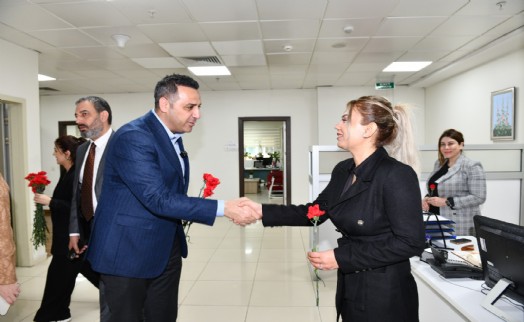 Başkan Yıldız’dan sağlık çalışanlarına Tıp Bayramı sürprizi: Emekleriniz ödenmez