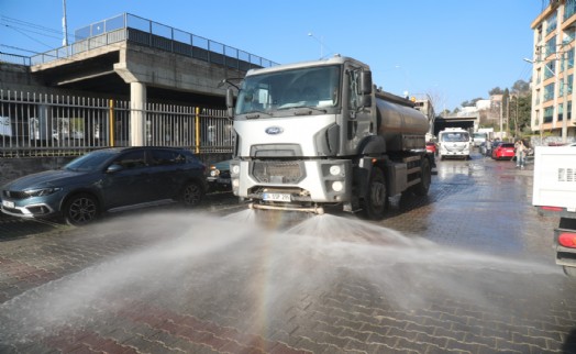 Bayraklı’da temizlik seferberliği