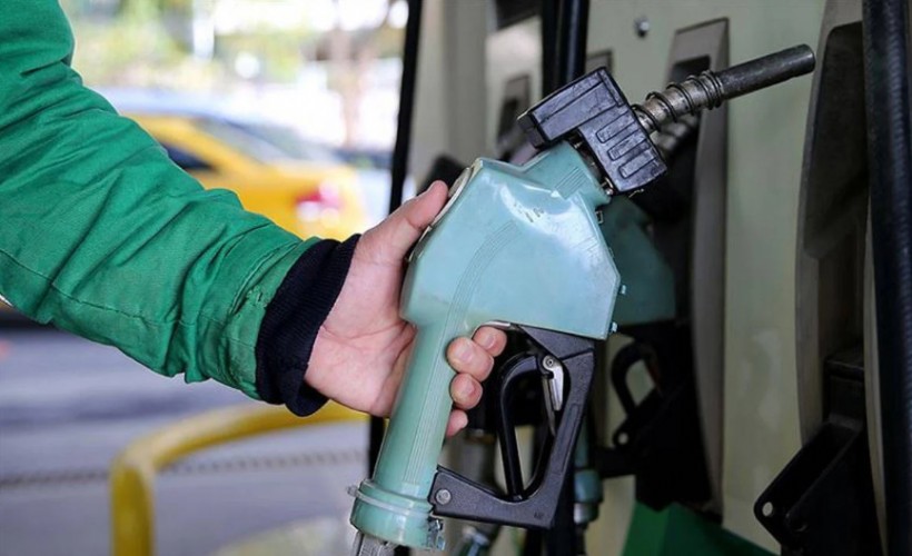 Benzine zam geldi