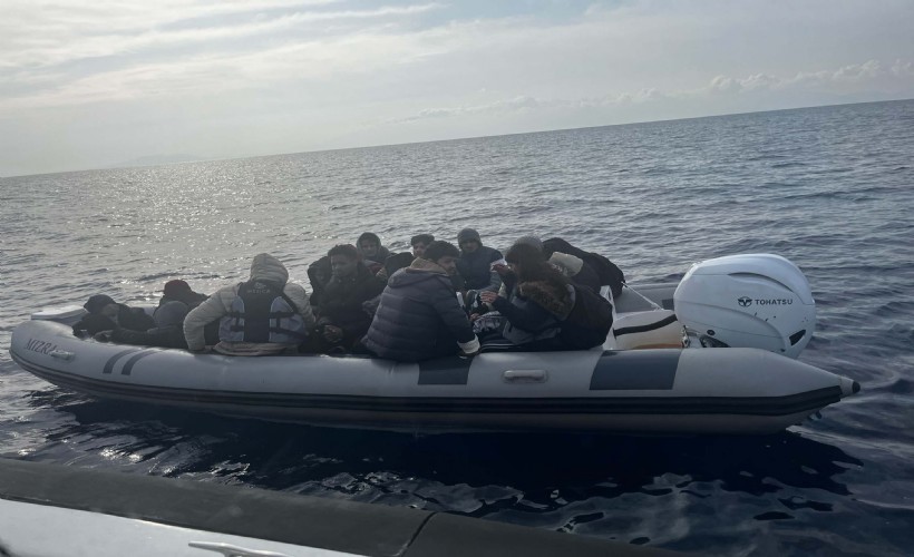 Bodrum'da 18 kaçak göçmen kurtarıldı; 1 organizatör şüphelisi gözaltına alındı