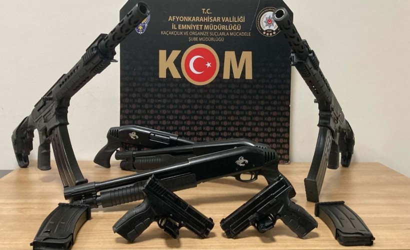 Bolvadin'de kaçakçılık operasyonu