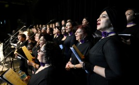 Bornova’da Kadın Korosu’ndan unutulmaz gece