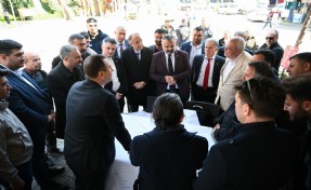 Bornova’da dönüşüm hız kesmiyor: Aslanoğlu ve Eşki projeleri yerinde inceledi