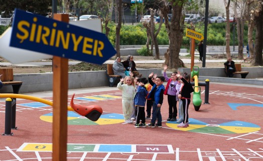 Buca’da sokaklar artık çocukların: Her mahalleye bir Çocuk Oyun Sokağı