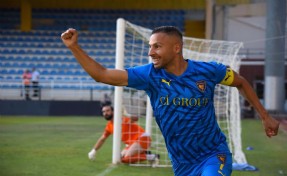 Bucaspor'da Yasin Öztekin rekor kırdı