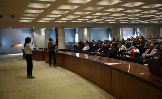 CHP Efes Selçuk ön seçim için görev başı yaptı