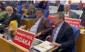 CHP'den TBMM'de 'ikramiye' protestosu: 'Bunları teyzeler terlikle kovalar!'