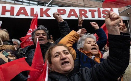 CHP’den büyük demokrasi çıkarması! 14 büyükşehir ve 21 ilde eş zamanlı miting kararı