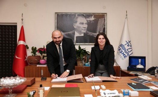 Çeşme Belediyesi ile Türkiye Satranç Federasyonu arasında iş birliği protokolü