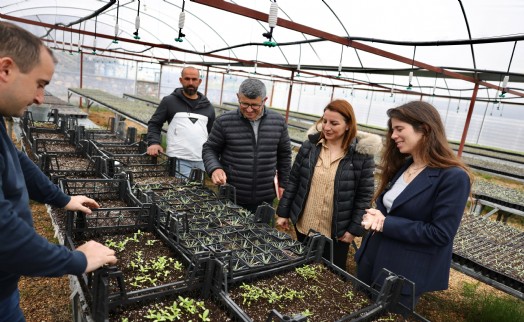 Çeşme Belediyesi’nden sürdürülebilir tarıma destek