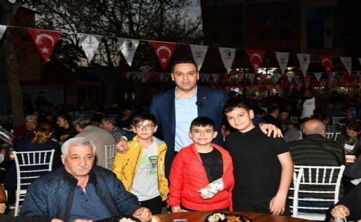 Çiğli’de Kadir Gecesi’nde birlik ve beraberlik iftarı